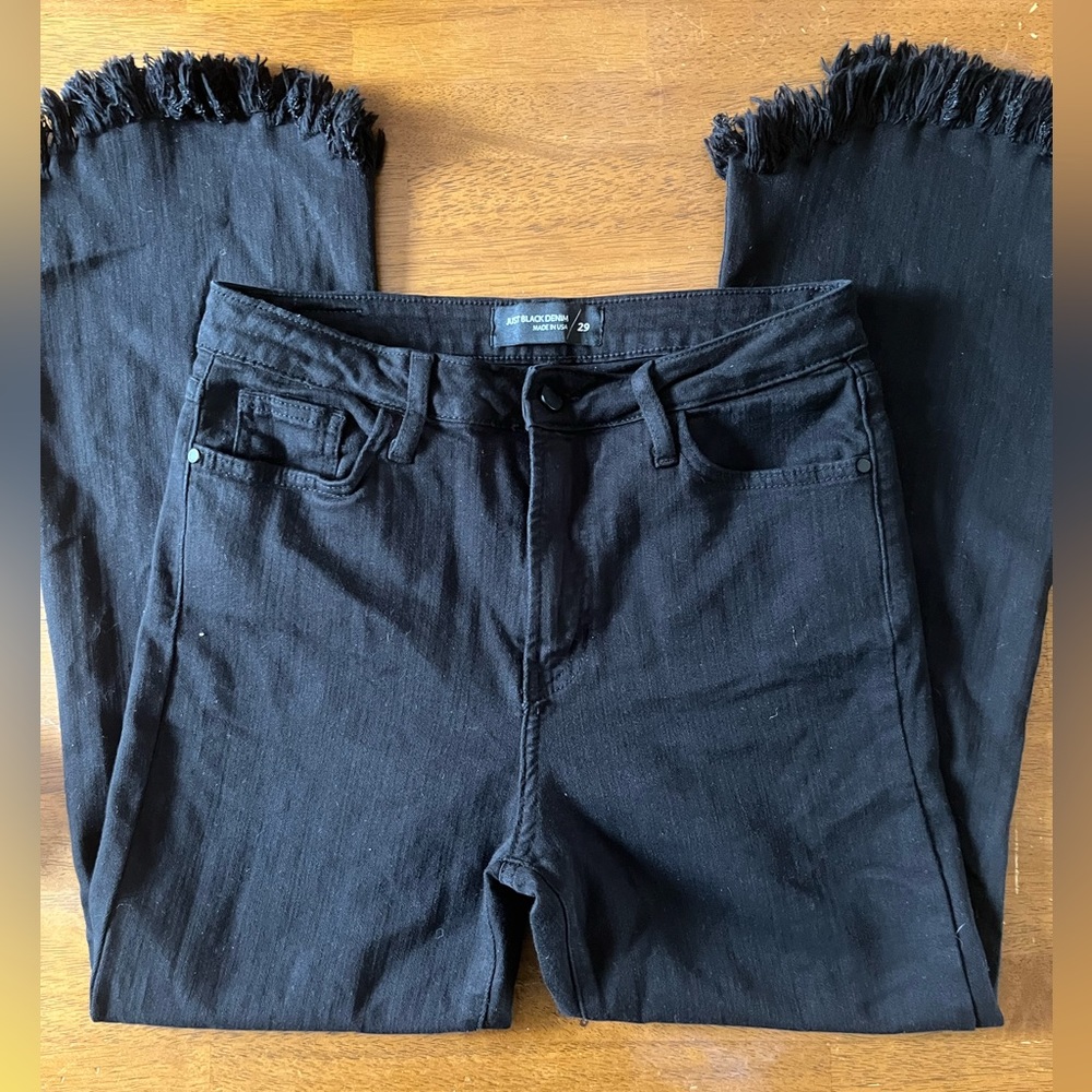 Just Black Denim - The Frayed Crop Flare - Women’s 29
